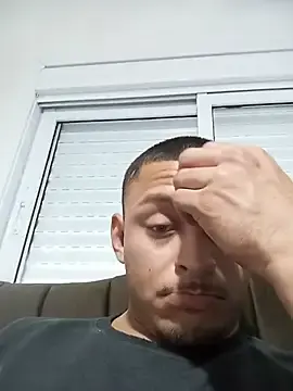 Stripchat Sex Chat of emrehliug12