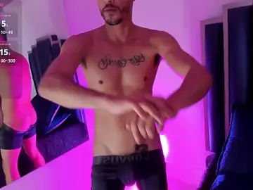 Stripchat Live Porn of Damiam_23