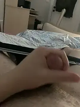 Stripchat Free Porn Cam of Erenn34