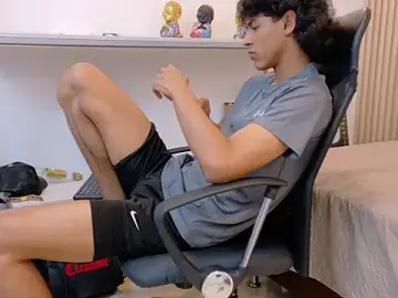 Stripchat Private Sex Chat of Zayn_Fox32