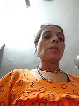 Stripchat Sex Cam of Sexy-Suhani2