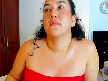 Stripchat Live Sex of kathyajhonss
