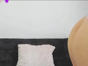 Stripchat Free Porn Cam of VeronicaTonu
