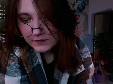 Stripchat Sex Cam of fairy_tara