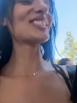 Stripchat Watch Live Sex Cams of LayneeUnlocked