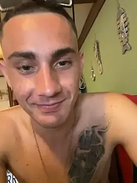Stripchat Adult Webcam of AlexitoTrendy22