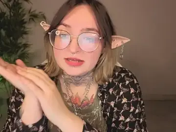 Stripchat Free Porn Cam of Eva_Witcher