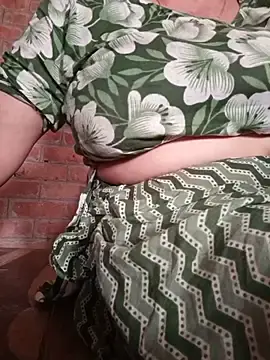 Stripchat Live Sex Cam of Your_Bhabhi69