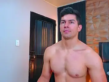 Stripchat Free Porn Cam of FelipeAndMarcello3