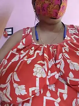 Stripchat Adult Webcam of Kayra_34