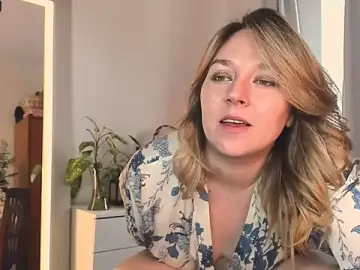 Stripchat Live Sex of 5_in_one