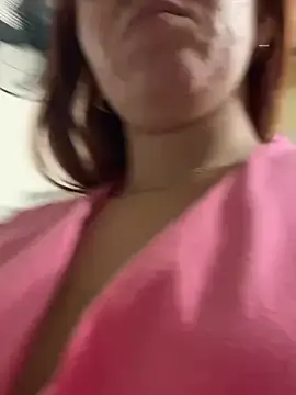 Stripchat Live Sex of mia_hot4