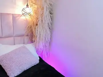 Stripchat Live Sex Cam of kely_morgan