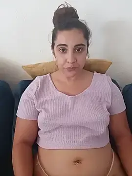 Stripchat Nude Webcam of Ursumi1