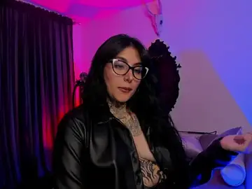 Stripchat Live Sex Cam of nasty_aliice1