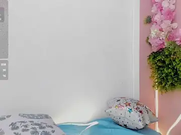 Stripchat Adult Webcam of Mikasa_Horny