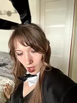 Stripchat Live Sex of Strawberry_Senpai