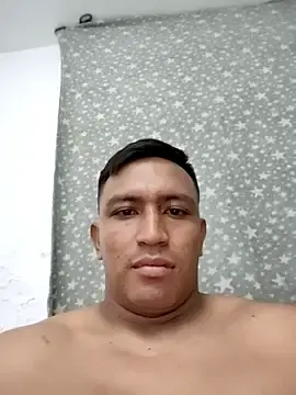 Stripchat Adult Webcam of Mateoobbc