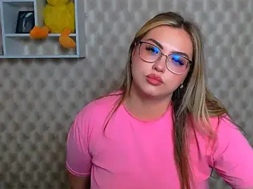 Stripchat Sex Cam of AminaSoul_