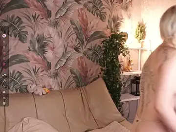 Stripchat Live Sex Cam of EstrellaDurst