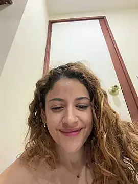 Stripchat Live Sex Cam of alana15