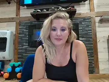 Stripchat Sex Cam of lisaxlovexxx