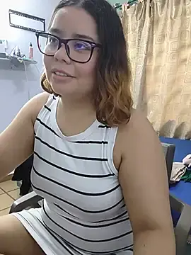 Stripchat Watch Live Sex Cams of saenz_eymi