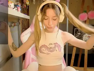 Stripchat Nude Webcam of MiaMooonn