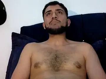 Stripchat Sex Cam of derek_smiith