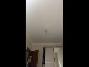 Stripchat Sex Cam of Brian_Stars