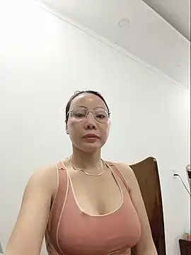 Stripchat Best live sex cam show of Famrita