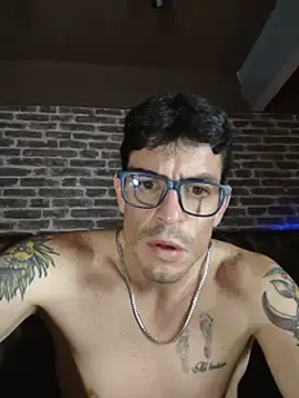 Stripchat Watch Live Sex Cams of damian_bull