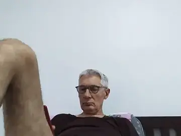 Stripchat Best live sex cam show of BIGUNCUTHARDCOCK