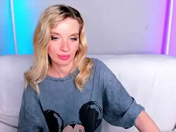 Stripchat Free Porn Cam of AlinaLovelyX