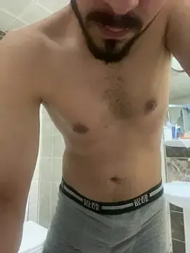 Stripchat Live Sex Cam of Justwomenfucker