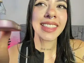 Stripchat Live Sex of Alice_Vixen