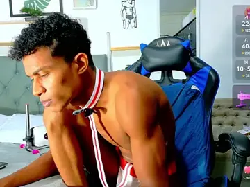 Stripchat Live Sex of Ryan_Vergon