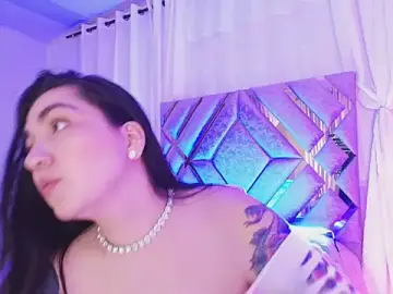 Stripchat Live Sex Cam of KathiaJenner