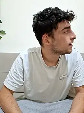 Stripchat Adult Video Chat of Yasinyasin7