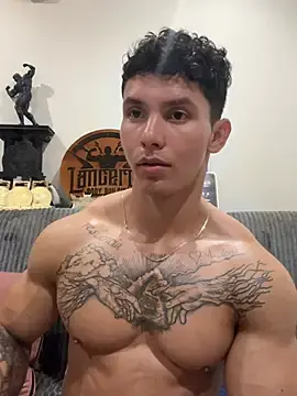 Stripchat Live Sex Cam of JAYCAM_