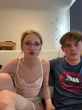 Stripchat Private Sex Chat of LauraundSteve_