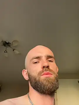 Stripchat Free Live Porn of Matthewnoir