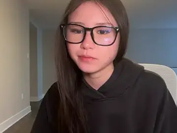 Stripchat Nude Webcam of luvvivii