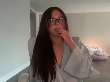 Stripchat Best Webcam of luvvivii