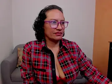 Stripchat Sex Chat of scarlet_wet