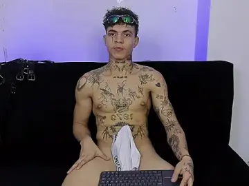 Stripchat Watch Live Sex Cams of john_mystic