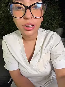 Stripchat Watch Live Sex Cams of Mia_Alanna