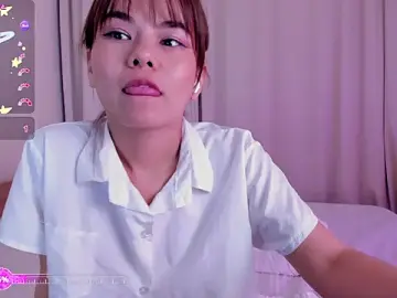 Stripchat Free Porn Cam of moonlight8_