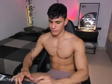 Stripchat Watch Live Sex Cams of Massimo_Rinaldi