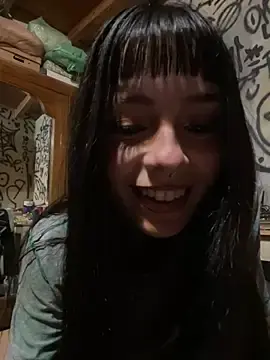 Stripchat Sex Cam of Cchula7